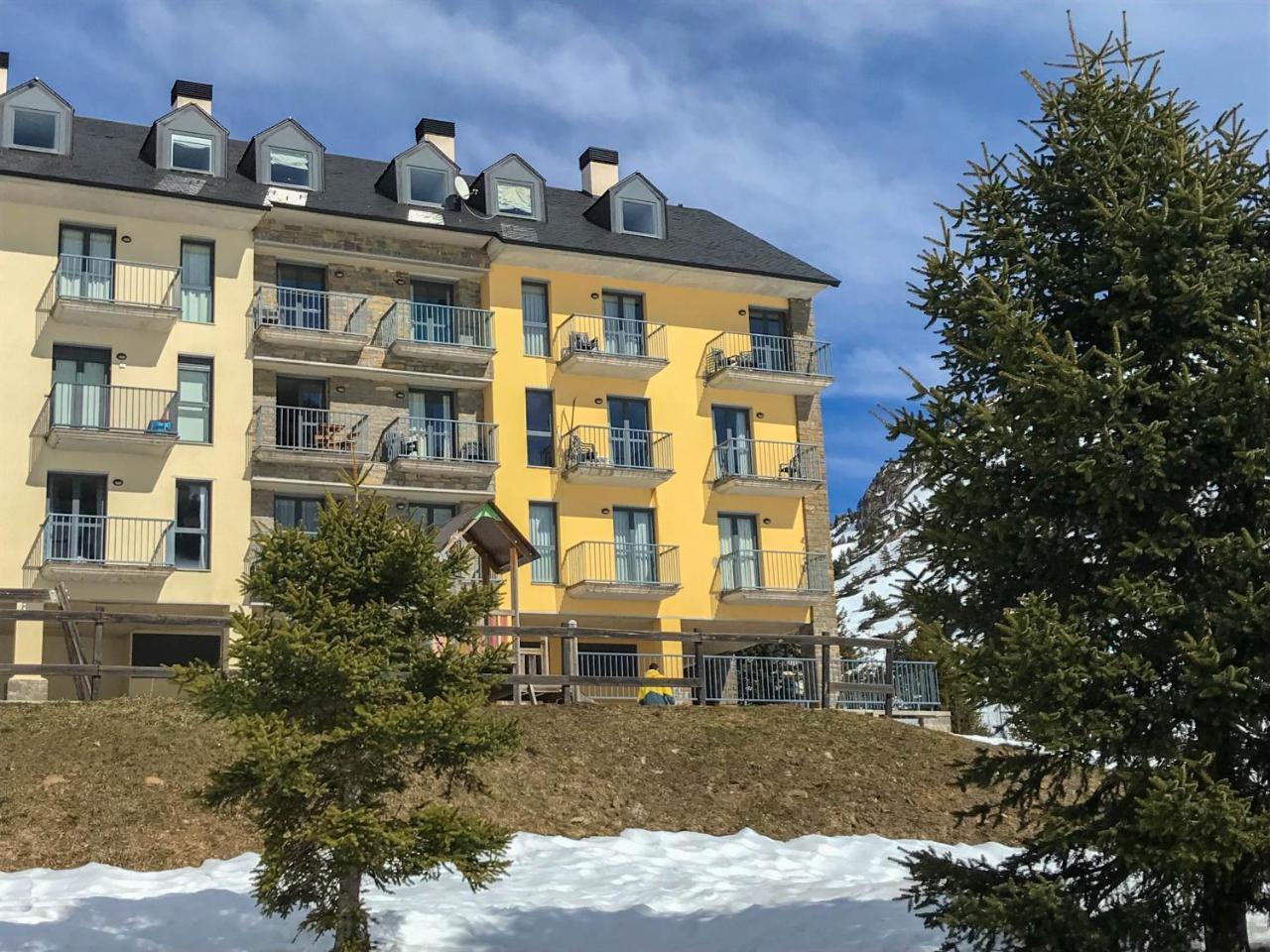 Apartamentos Lorien Candanchú Exteriér fotografie